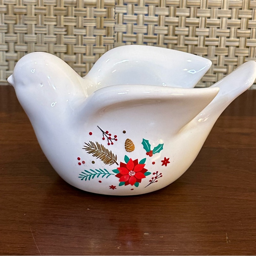 🎄🌟HP🌟Yankee Candle White Ceramic Peace Dove Poinsettia Tea Light Holder - Picture 2 of 9